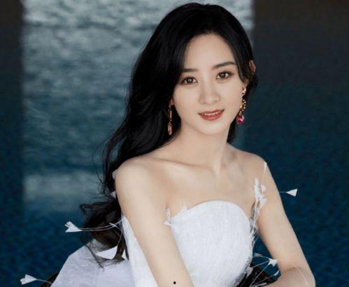 娱乐圈吃瓜赵丽颖,娱乐圈的瓜田，她如何成为焦点？