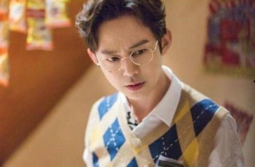 娱乐圈吃瓜 博主是谁,揭秘幕后真相，带你走进娱乐圈的神秘世界