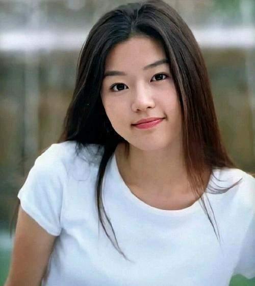 娱乐吃瓜酱周深,娱乐吃瓜酱的甜蜜旋律之旅