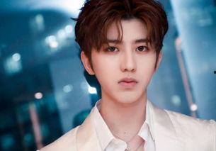 娱乐吃瓜罗蔡徐坤,揭秘娱乐圈背后的故事