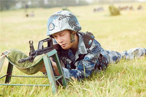 娱乐吃瓜酱解放军,娱乐吃瓜酱视角下的解放军风采